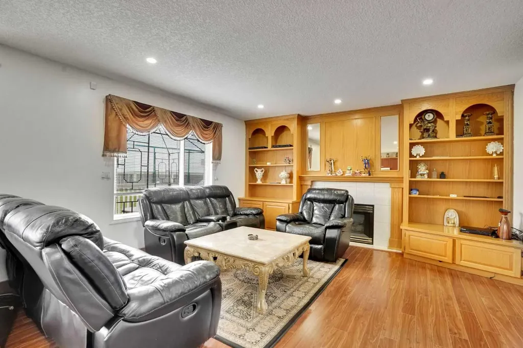 5189 Coral Shores Drive NE Calgary AB t3j 3j6