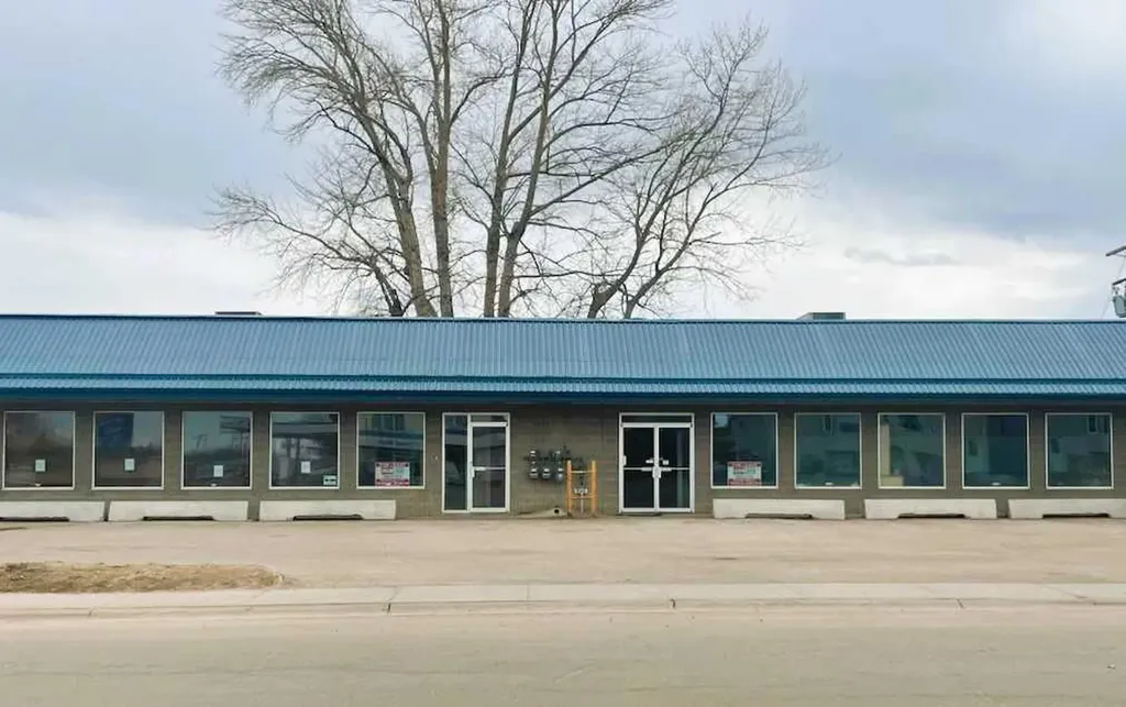 109 6 Avenue NW Slave Lake AB T0G 2A1
