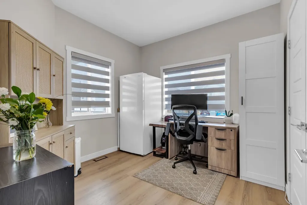 315 Monterey Place SE High River AB T1V 0H6