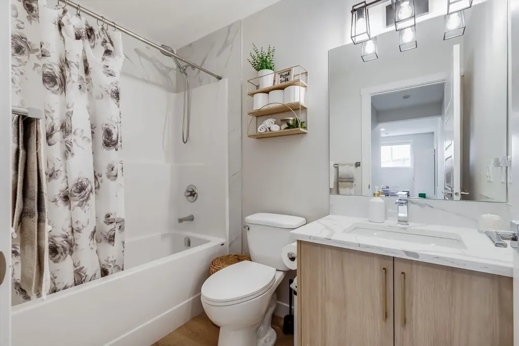 315 Monterey Place SE High River AB T1V 0H6