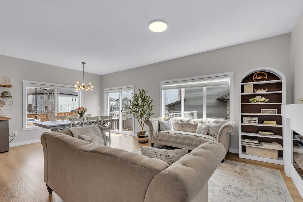 315 Monterey Place SE High River AB T1V 0H6