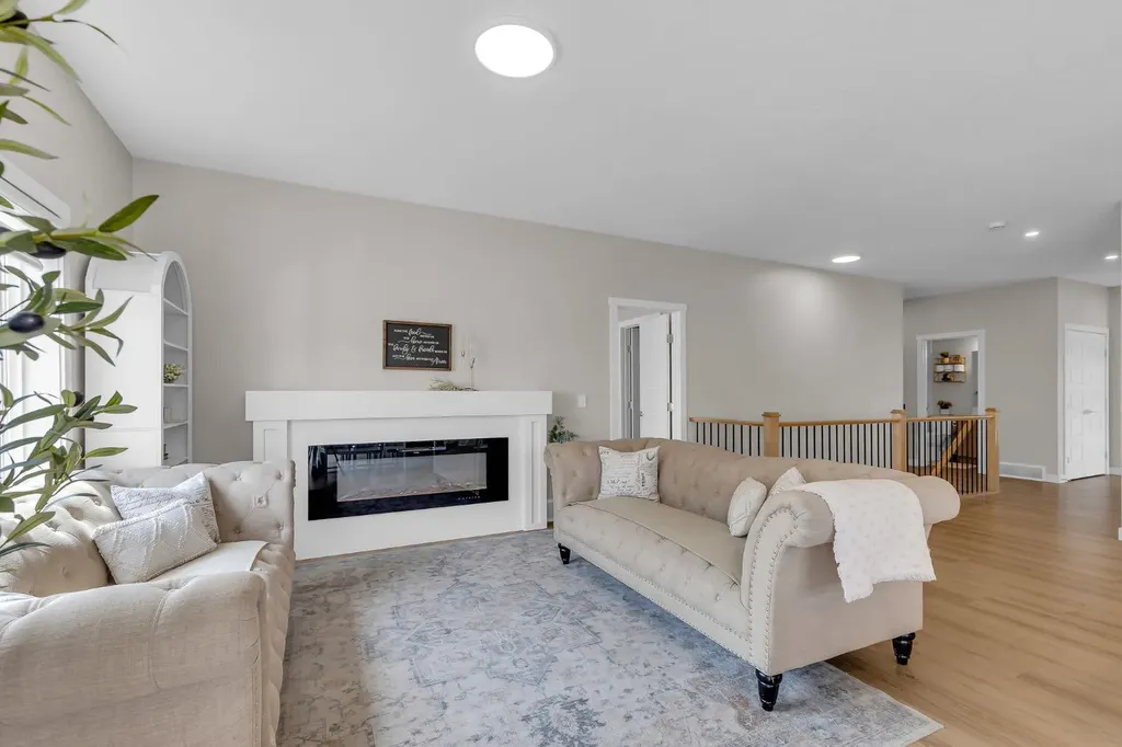 315 Monterey Place SE High River AB T1V 0H6