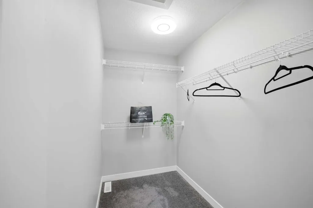 556 Redstone View NE Calgary AB T3N 0M9