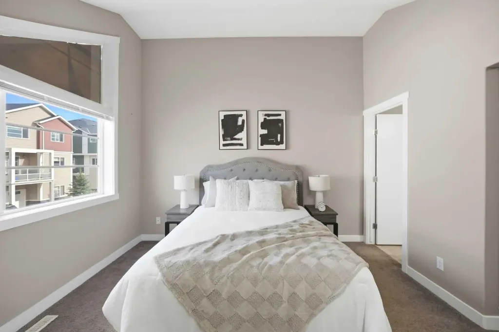 556 Redstone View NE Calgary AB T3N 0M9
