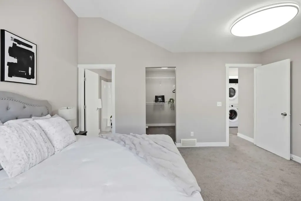 556 Redstone View NE Calgary AB T3N 0M9