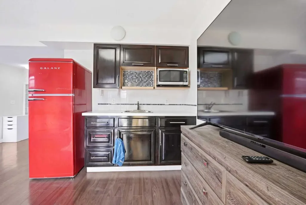 556 Redstone View NE Calgary AB T3N 0M9