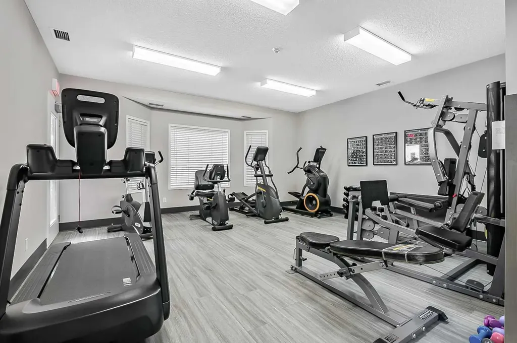 2206 Sienna Park Green SW Calgary AB T3H 3N7