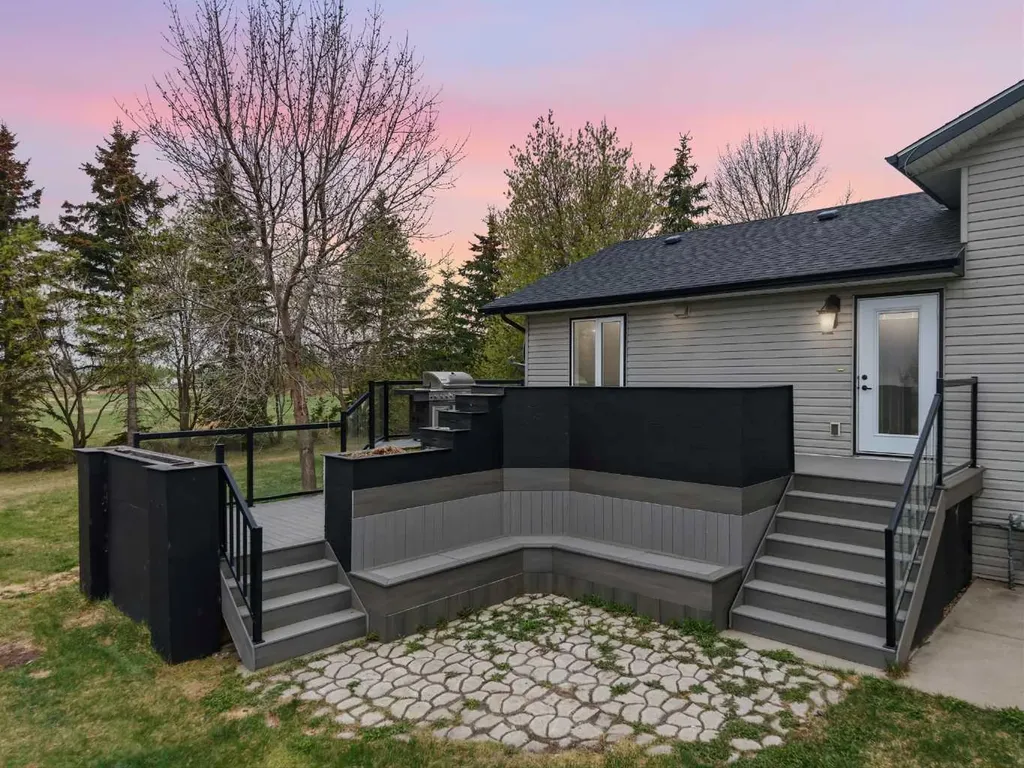 33271 Range Road 13 Rural Mountain View County AB T4H1H3