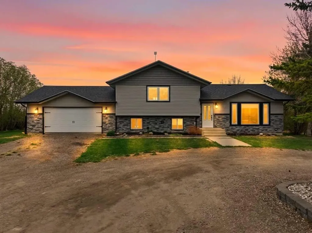 33271 Range Road 13 Rural Mountain View County AB T4H1H3