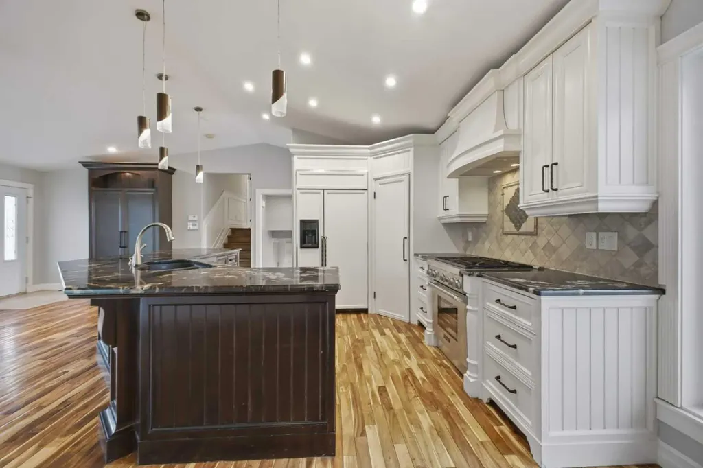 33271 Range Road 13 Rural Mountain View County AB T4H1H3