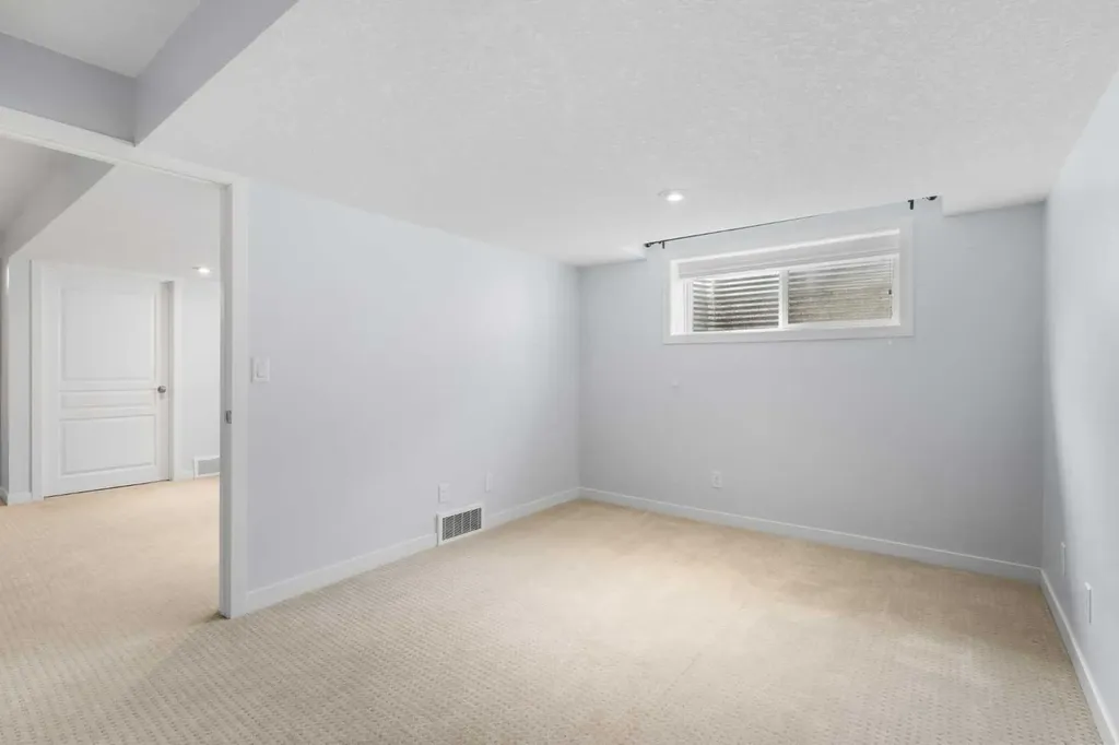 881 Sage Valley Boulevard NW Calgary AB T3R 0R3
