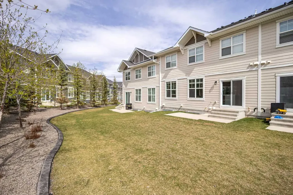 881 Sage Valley Boulevard NW Calgary AB T3R 0R3