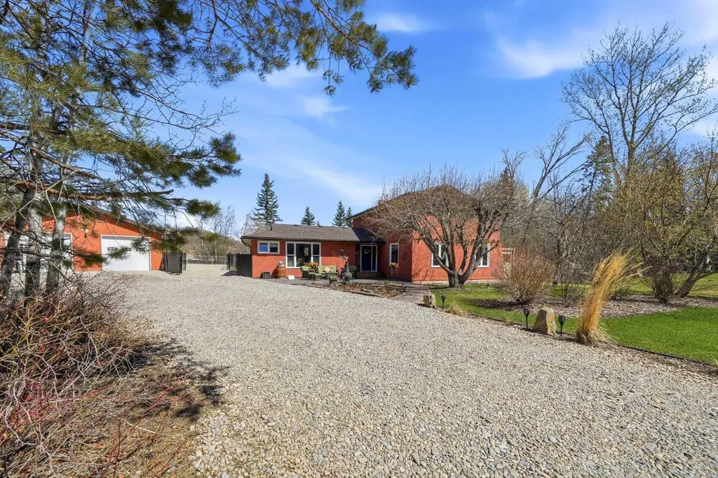 39026 Range Road 275 Linn Valley AB T4S2A9