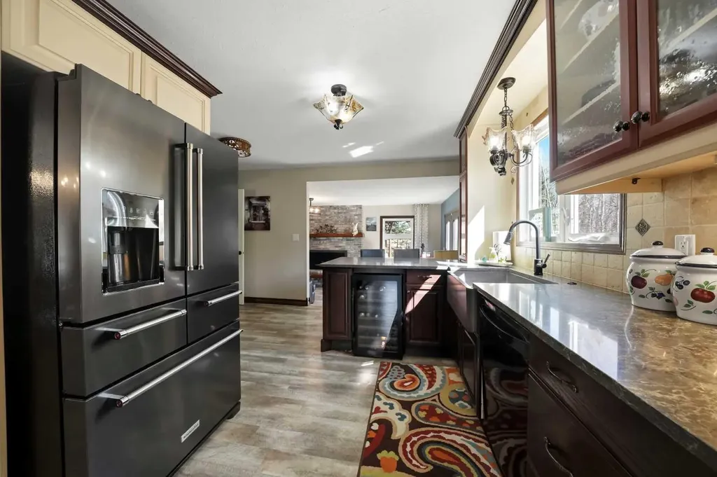 39026 Range Road 275 Linn Valley AB T4S2A9