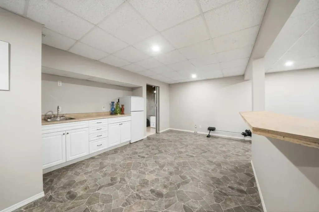 39026 Range Road 275 Linn Valley AB T4S2A9
