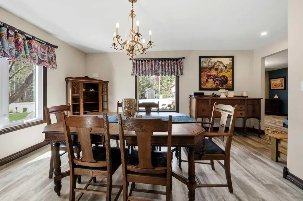 39026 Range Road 275 Linn Valley AB T4S2A9