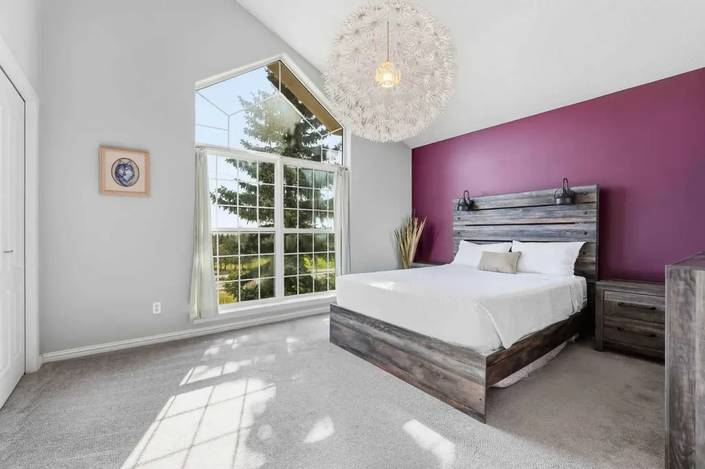 1997 Sirocco Drive SW Calgary AB T3H 3E6