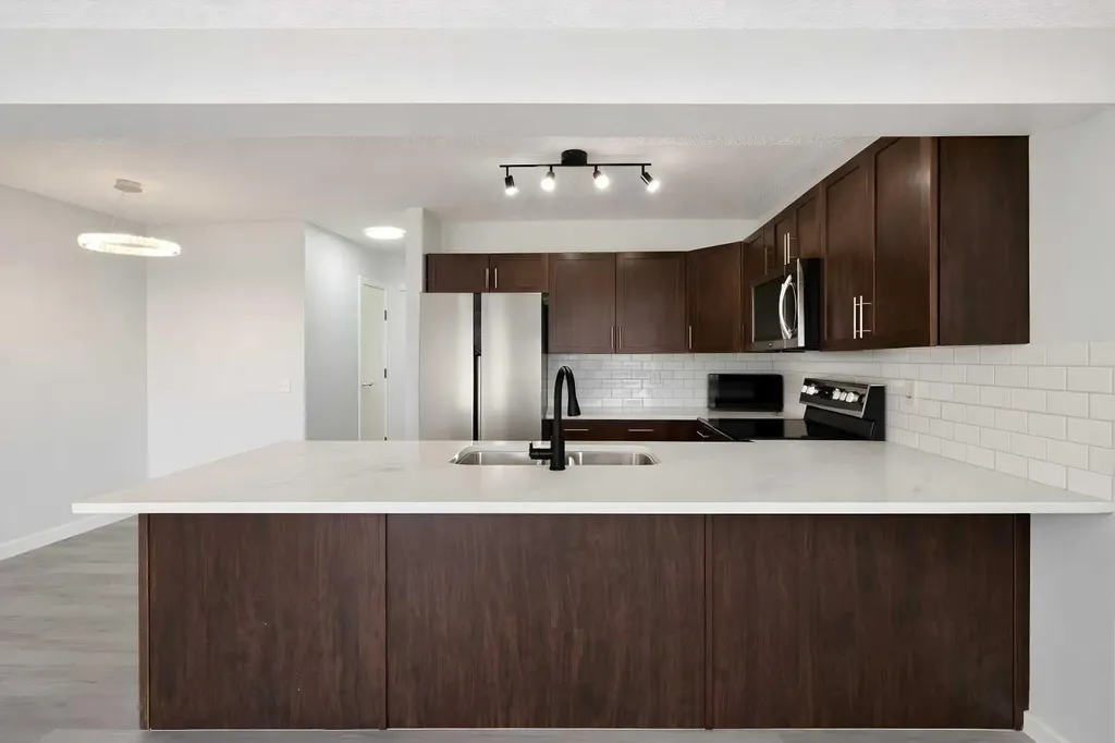 137 Pantego Lane NW Calgary AB T2K 0T1
