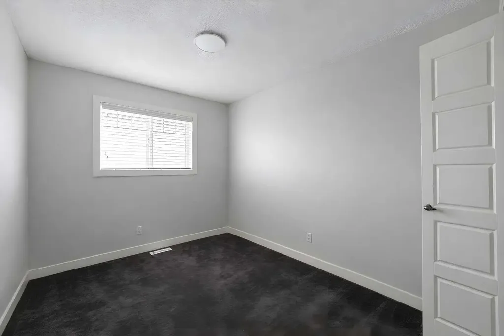 137 Pantego Lane NW Calgary AB T2K 0T1
