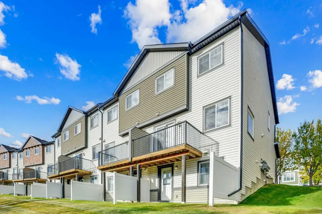 137 Pantego Lane NW Calgary AB T2K 0T1
