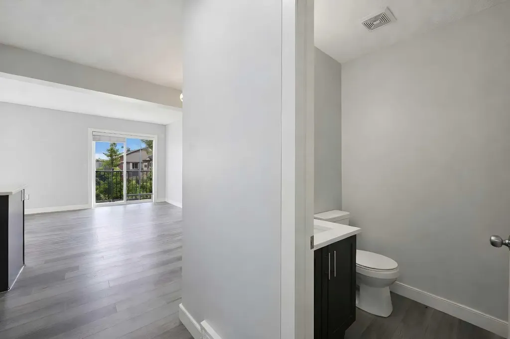 137 Pantego Lane NW Calgary AB T2K 0T1
