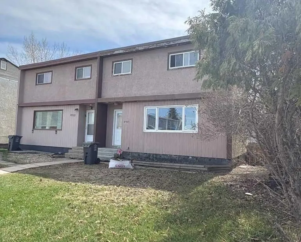 9523 89 Avenue Peace River AB T8S1G7