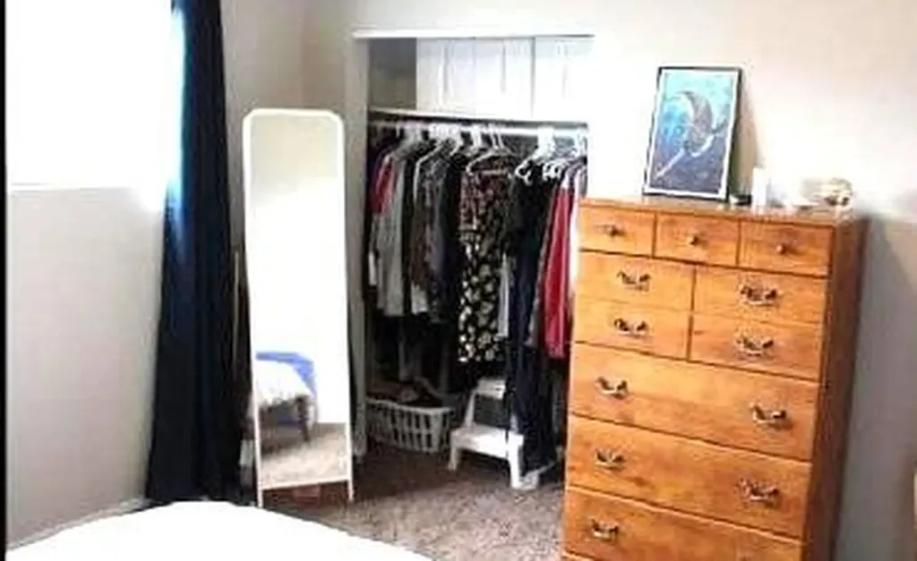 9523 89 Avenue Peace River AB T8S1G7