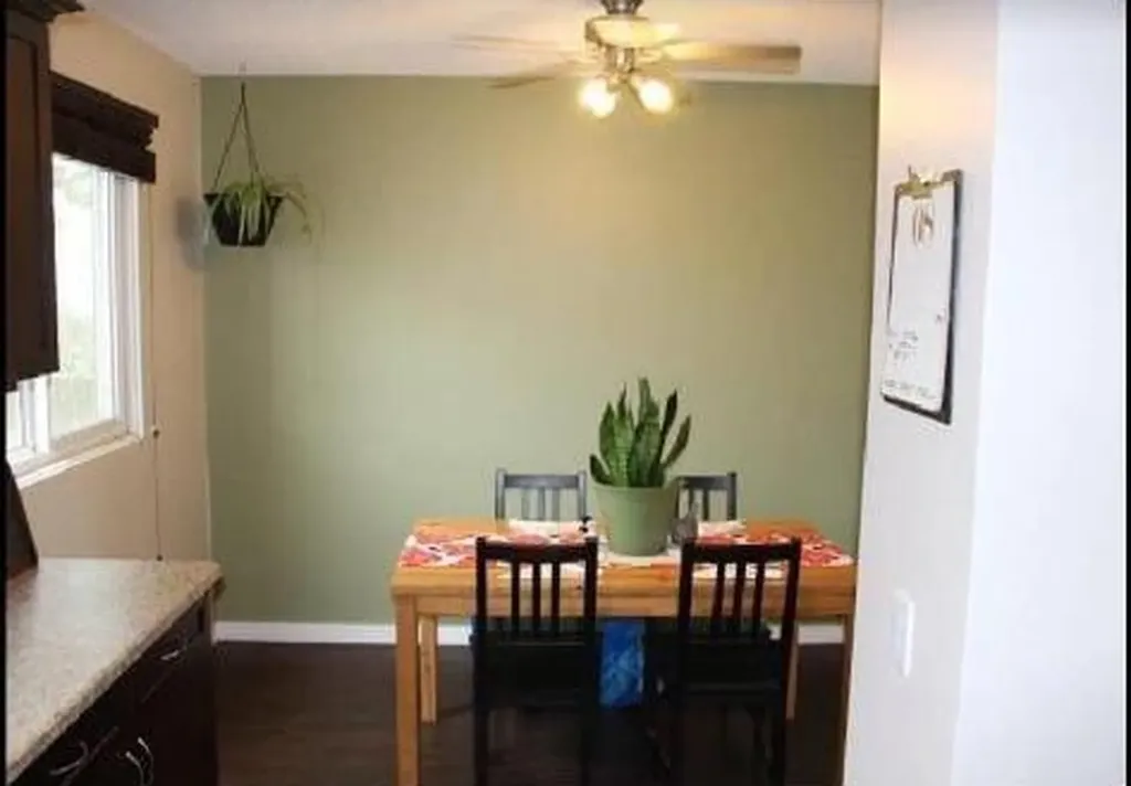 9523 89 Avenue Peace River AB T8S1G7