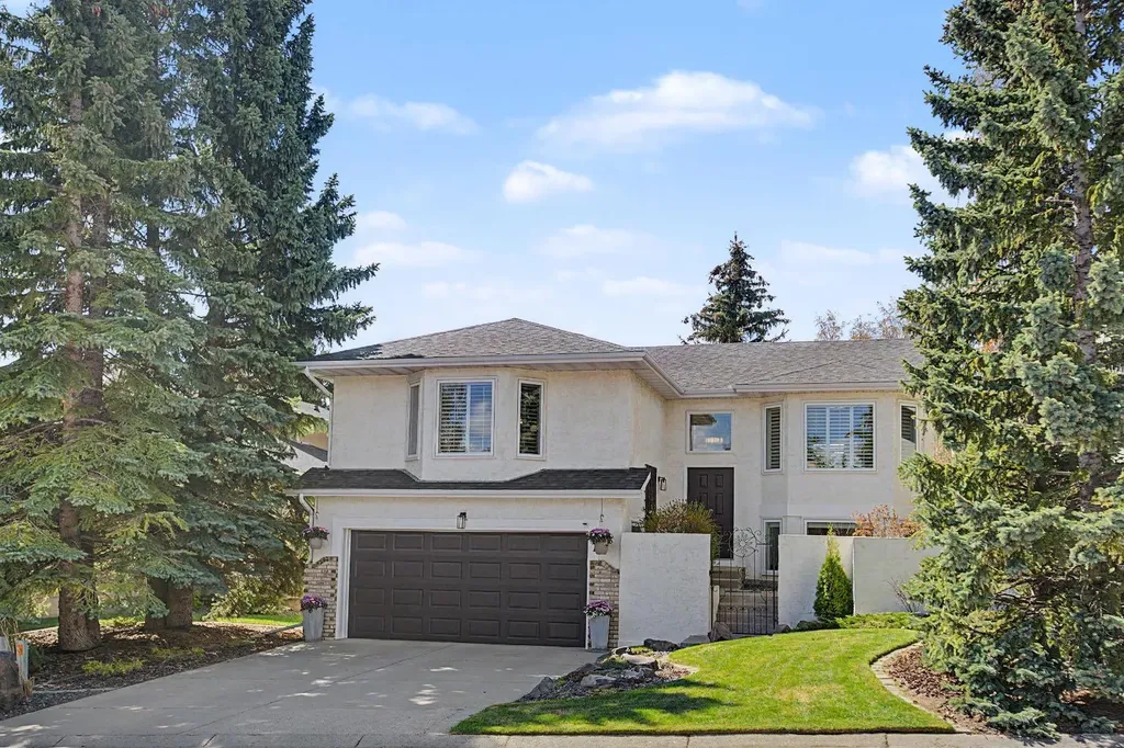 7 Straddock Crescent SW Calgary AB T3H 2S6