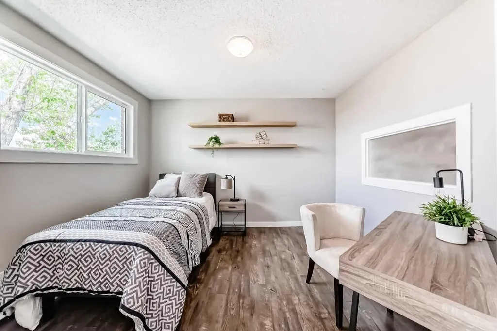 1829 11 Avenue SW Calgary AB T3C 0N7