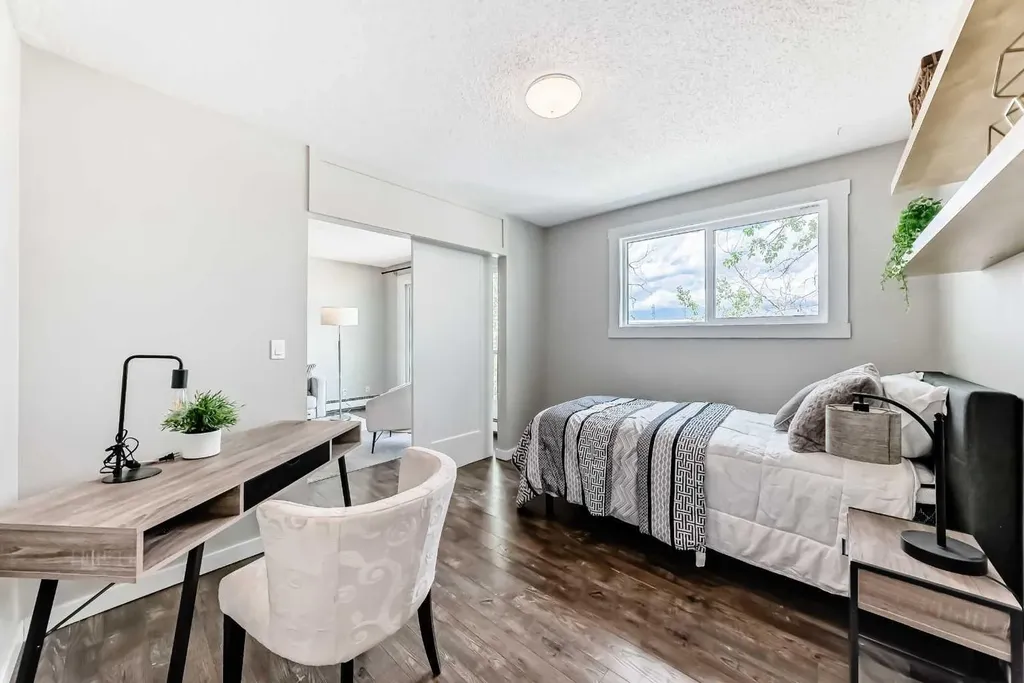 1829 11 Avenue SW Calgary AB T3C 0N7