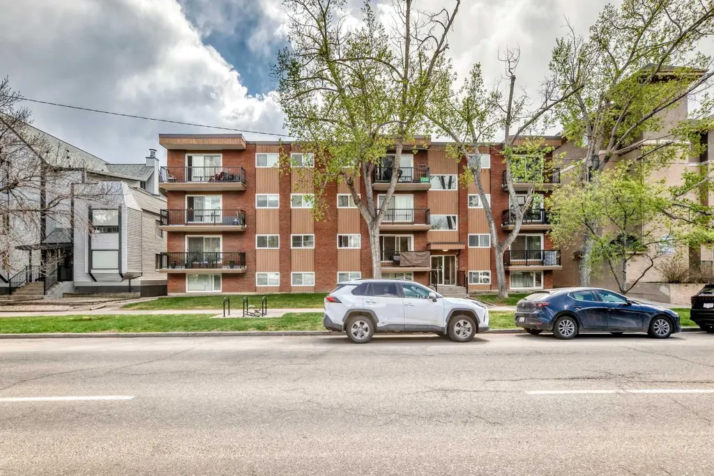 1829 11 Avenue SW Calgary AB T3C 0N7