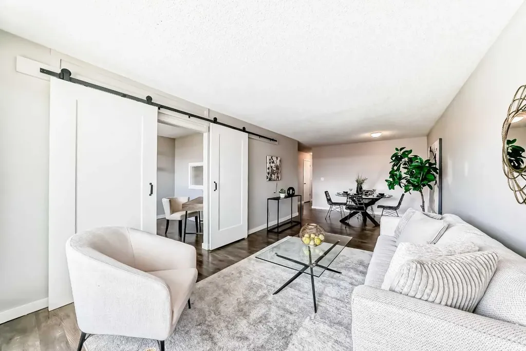1829 11 Avenue SW Calgary AB T3C 0N7