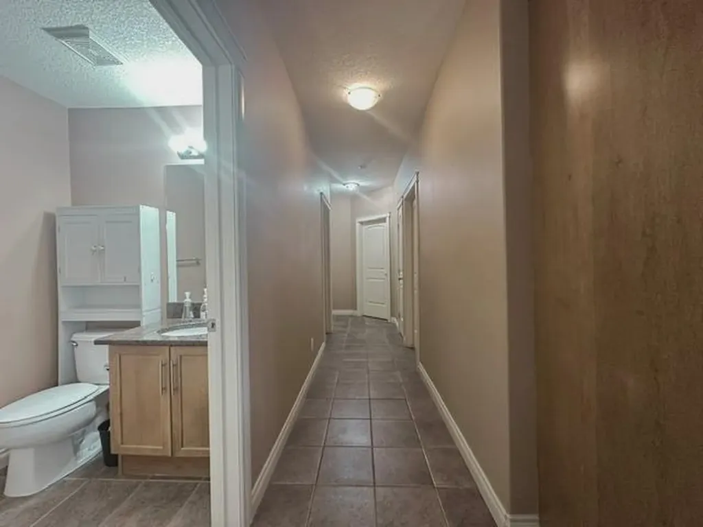 110 12 Avenue NE Calgary AB T2E 0Z9