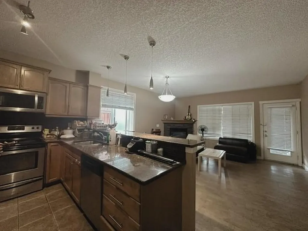 110 12 Avenue NE Calgary AB T2E 0Z9