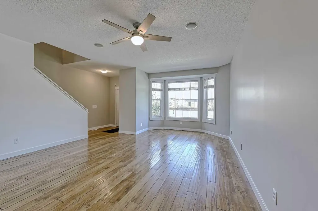 179 Rainbow Falls Drive Chestermere AB T1X 0A7