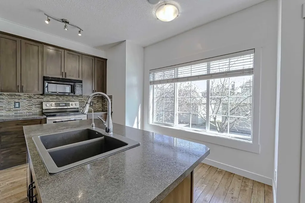 179 Rainbow Falls Drive Chestermere AB T1X 0A7