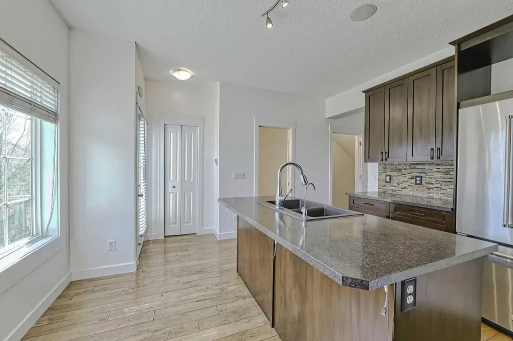 179 Rainbow Falls Drive Chestermere AB T1X 0A7