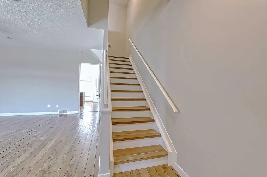 179 Rainbow Falls Drive Chestermere AB T1X 0A7
