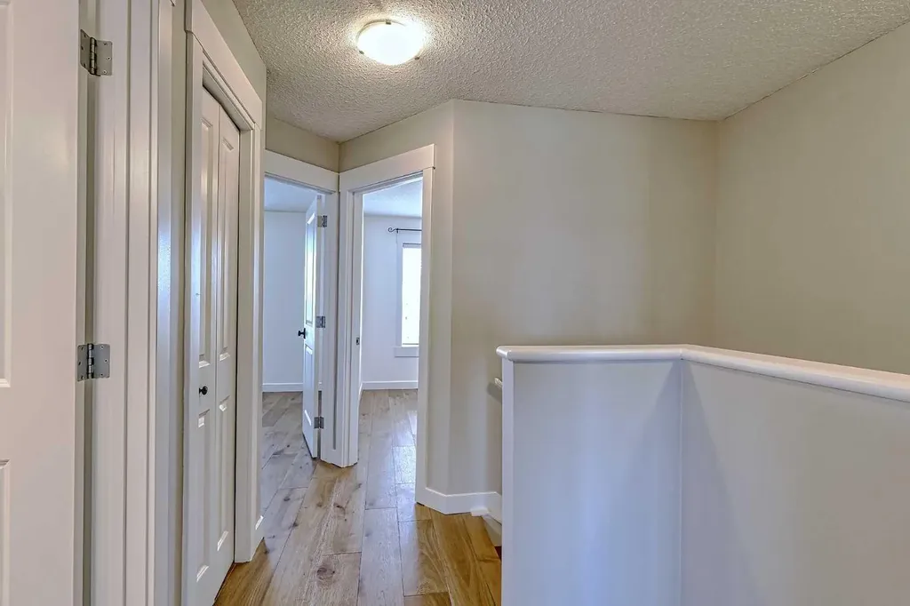 179 Rainbow Falls Drive Chestermere AB T1X 0A7