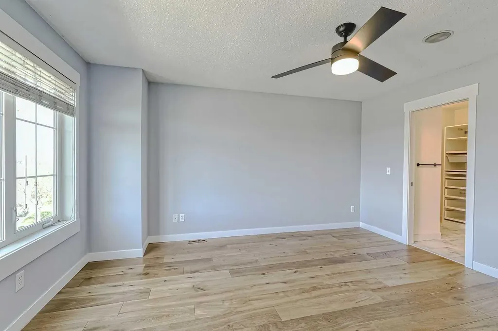 179 Rainbow Falls Drive Chestermere AB T1X 0A7