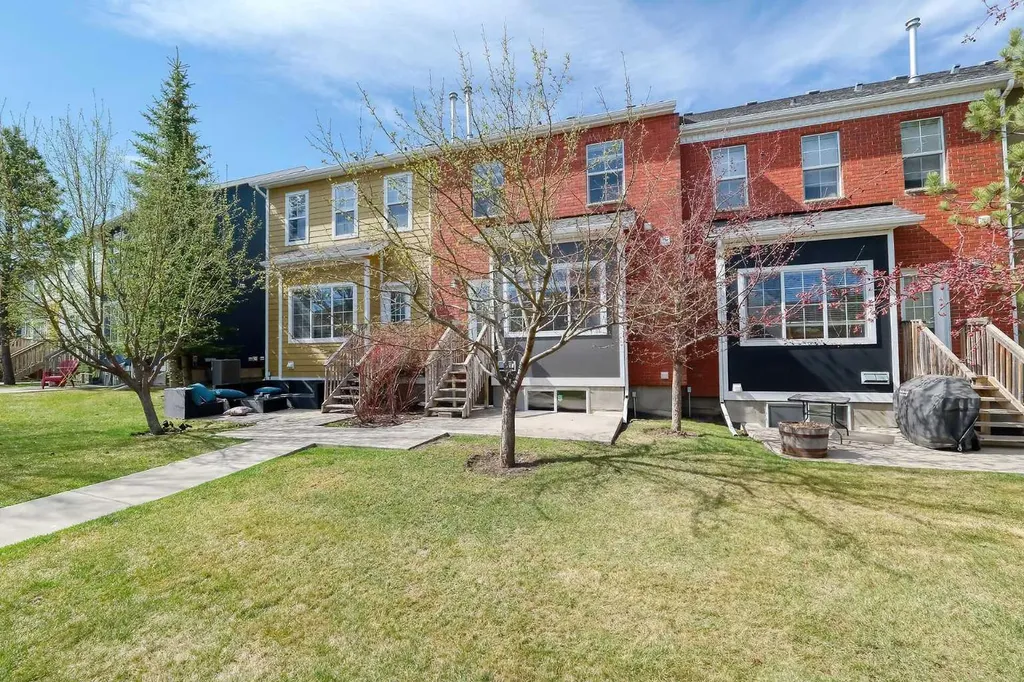179 Rainbow Falls Drive Chestermere AB T1X 0A7