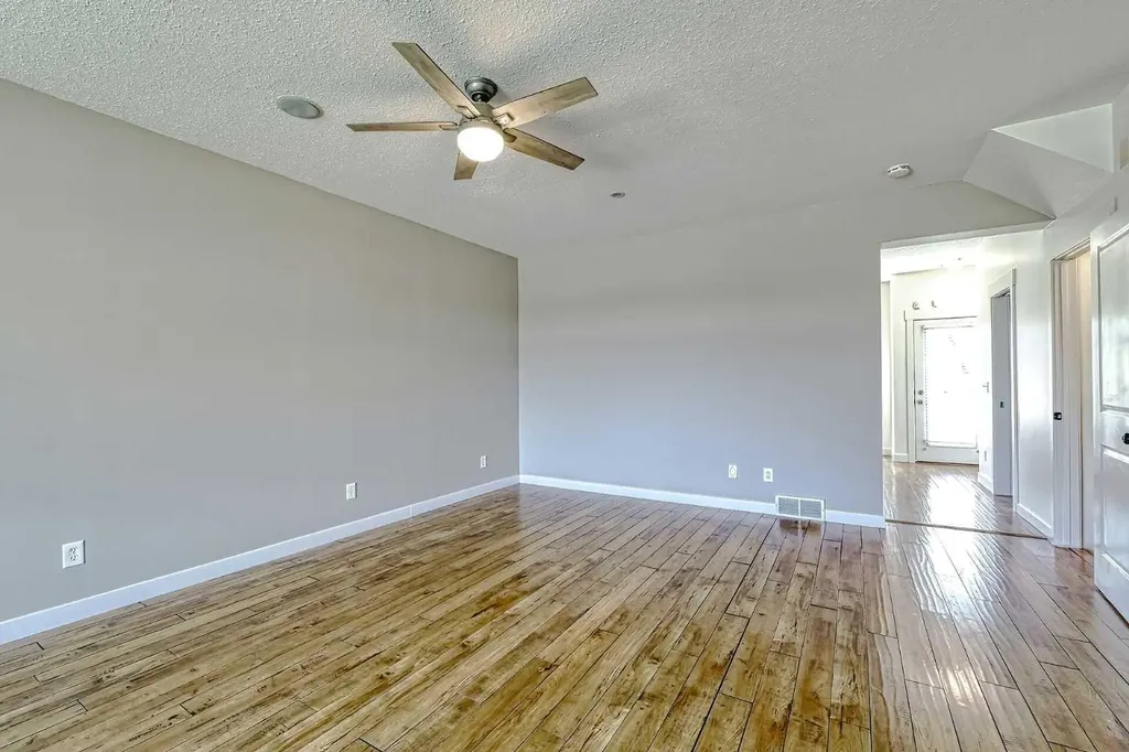 179 Rainbow Falls Drive Chestermere AB T1X 0A7