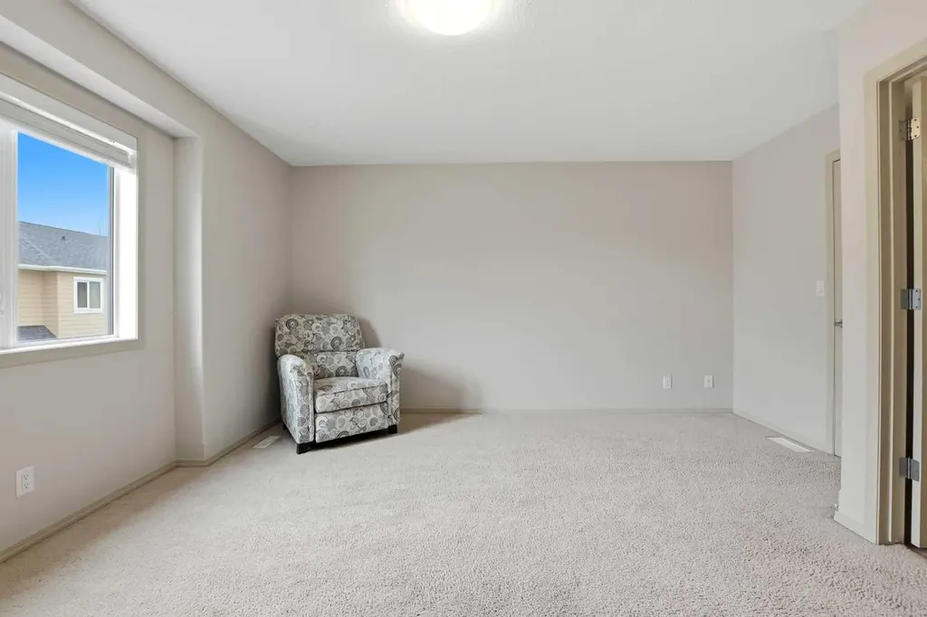 30 Carleton Avenue Red Deer AB T4P 0M8