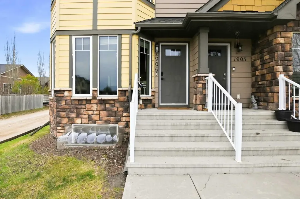 30 Carleton Avenue Red Deer AB T4P 0M8