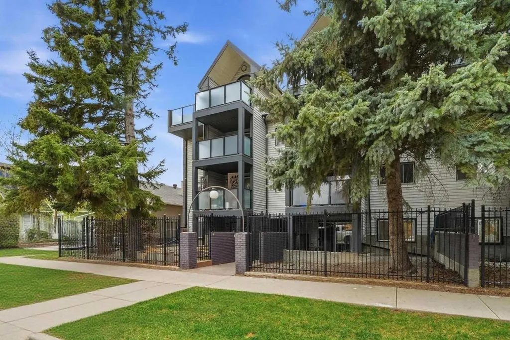 717 4a Street NE Calgary AB T2E 3W1