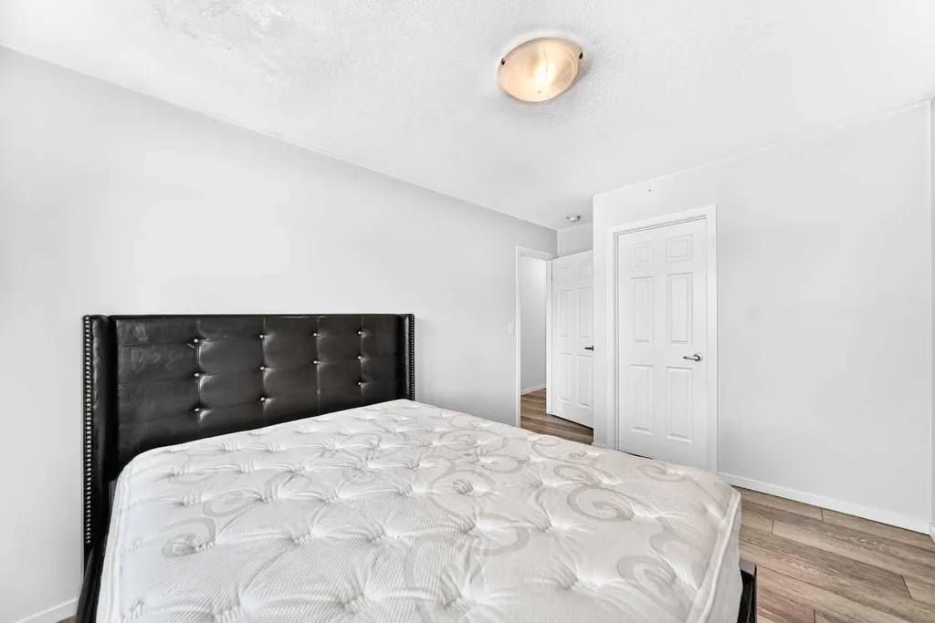 113 Cityspring Manor NE Calgary AB T3N1Z8