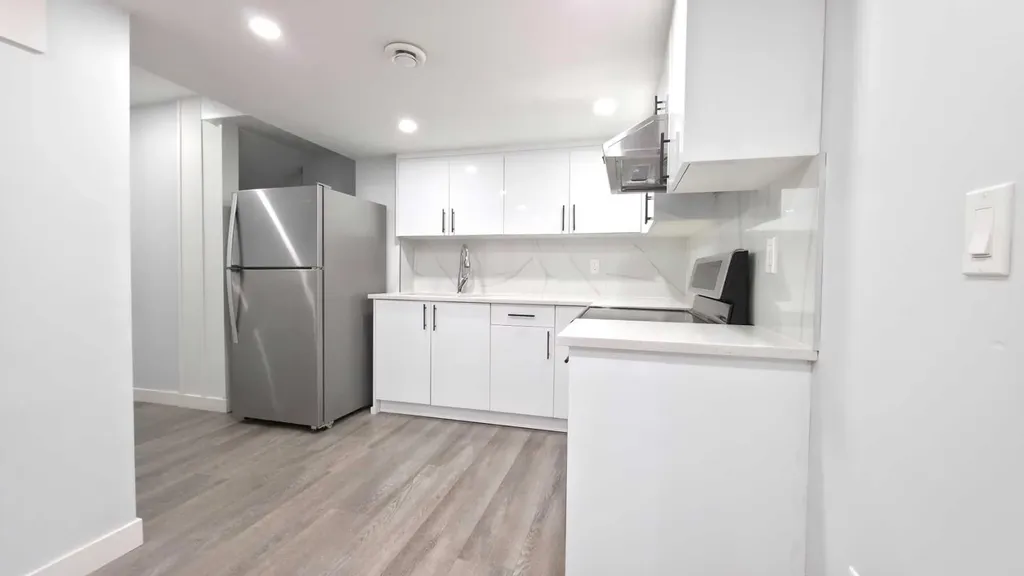113 Cityspring Manor NE Calgary AB T3N1Z8