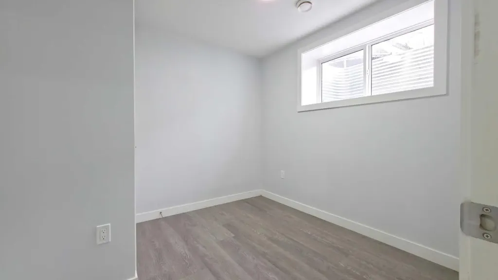 113 Cityspring Manor NE Calgary AB T3N1Z8