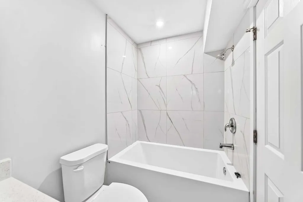113 Cityspring Manor NE Calgary AB T3N1Z8